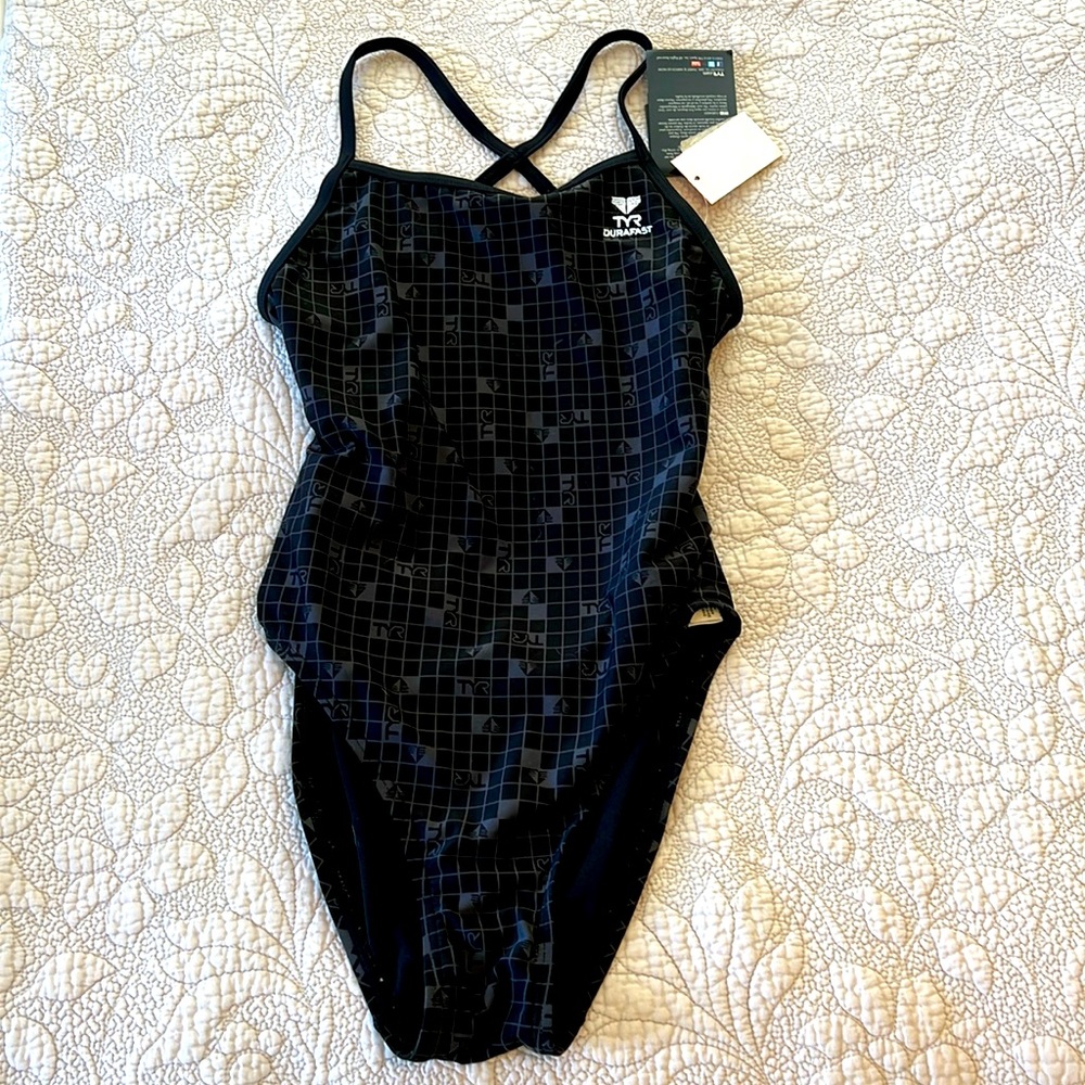 NWT never worn TYR racing suit size 34